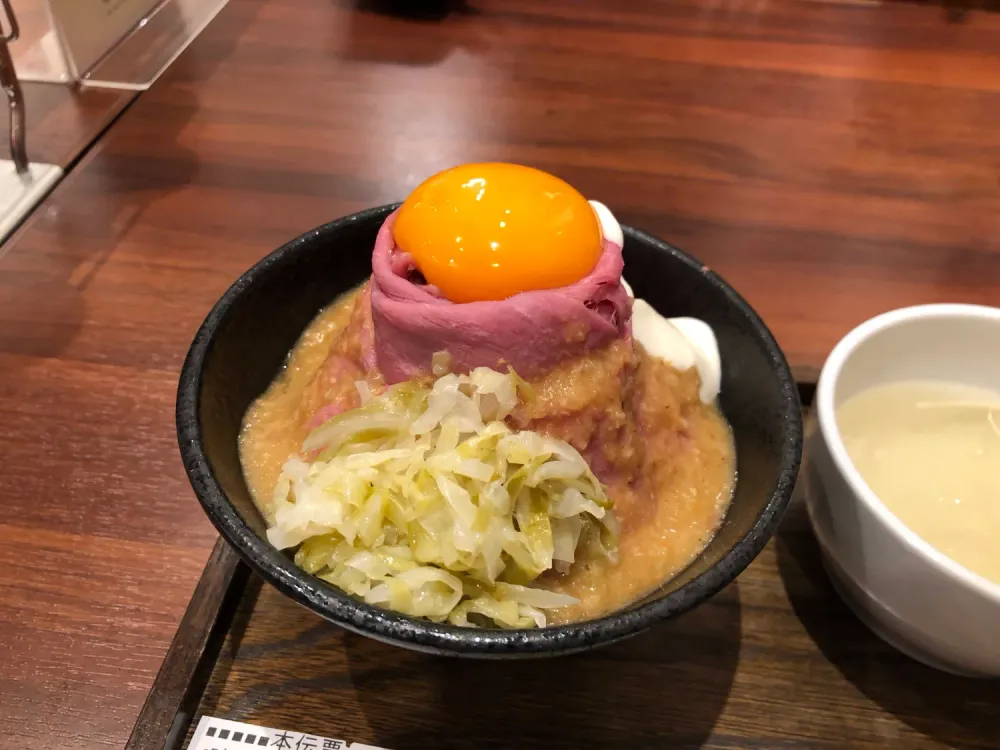 Roast Beef Don from Roast Beef Ono in Akihabara, Tokyo