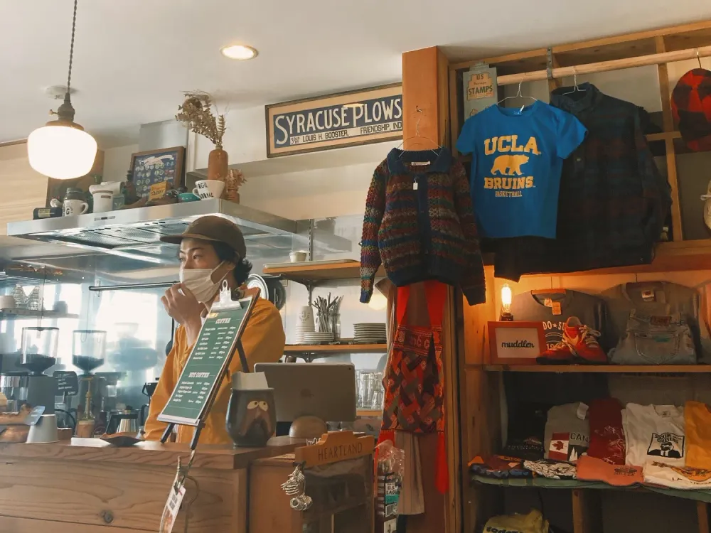 Interior of Green Stamps Coffee in Shonan, Kanagawa Prefecture