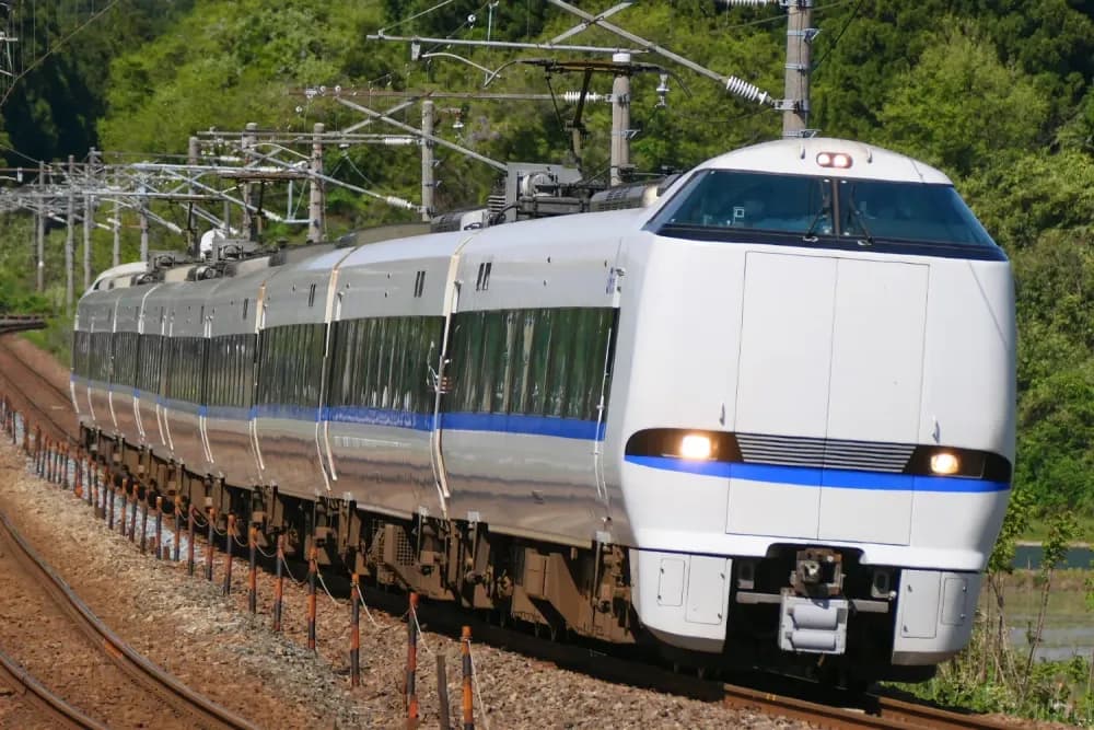 Front of the Thunderbird train