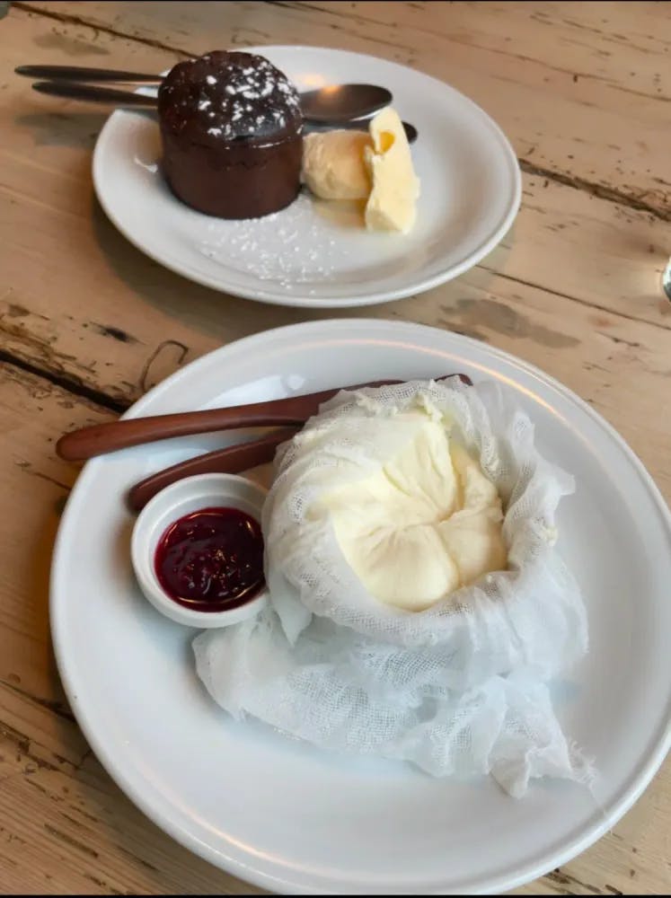 Rare cheese and lava cake at Cafe & Bar Anthem in Kobe, Hyogo Prefecture