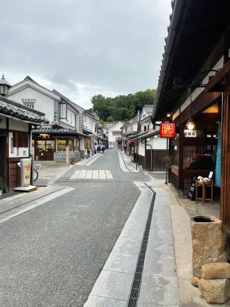 Traditional streets of the Kurashiki Bikan Warehouse District in Kurashiki, Okayama Prefecture