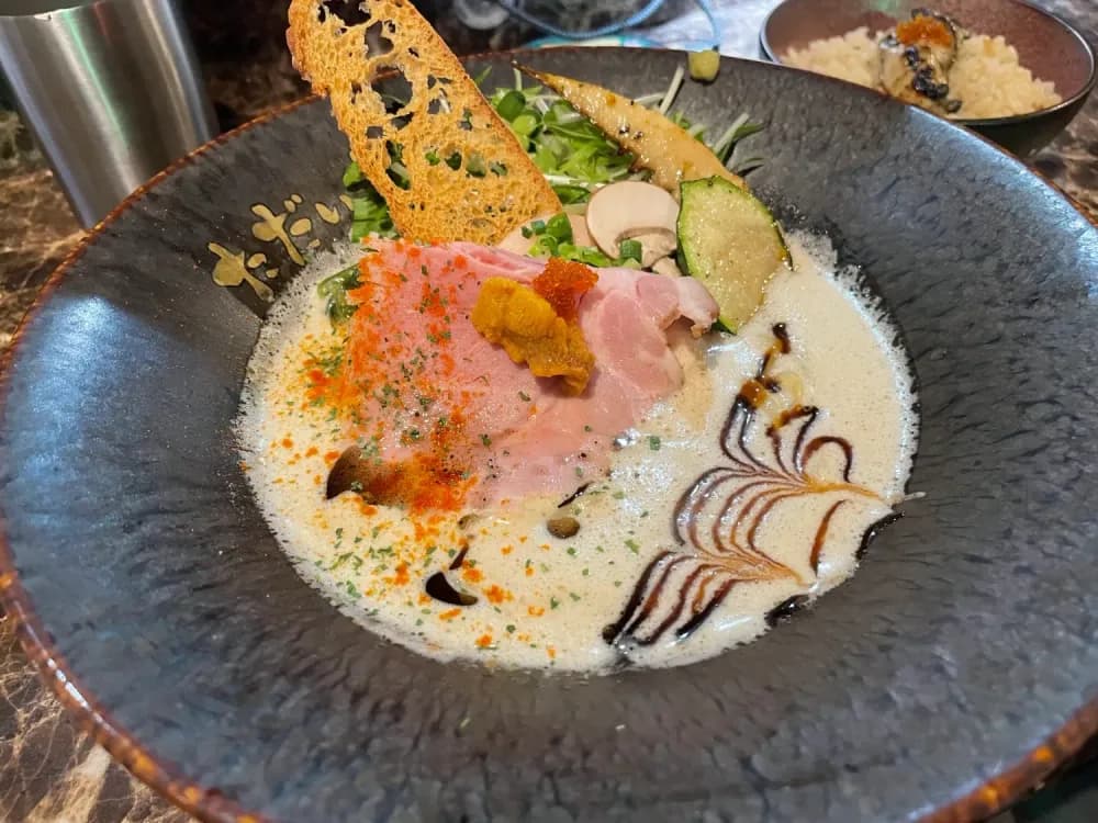 Oyster Ramen from Tadaima Henshinchu