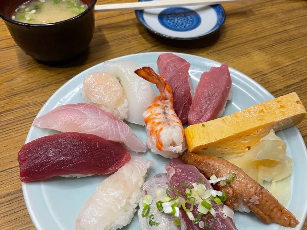 Sushi platter from Motodane in Tsukiji, Tokyo