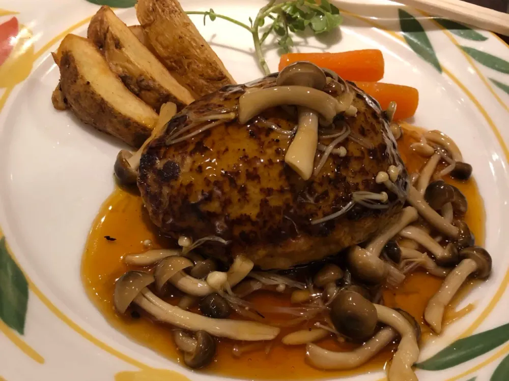 Teriyaki Kinoko Hamburg at Tokura in Kyoto, Kyoto Prefecture
